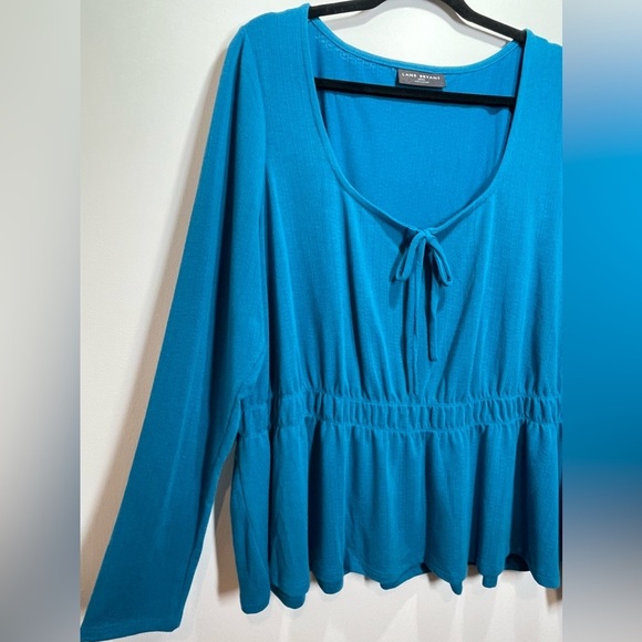 NWOT LANE BRYANT Classic Long-Sleeve Square-Neck With Keyhole Top Size 22/24‎ - Picture 5 of 8